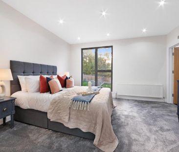 5 bedroom semi-detached house to rent - Photo 5