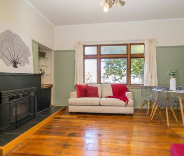 As cute as a button - Photo 1