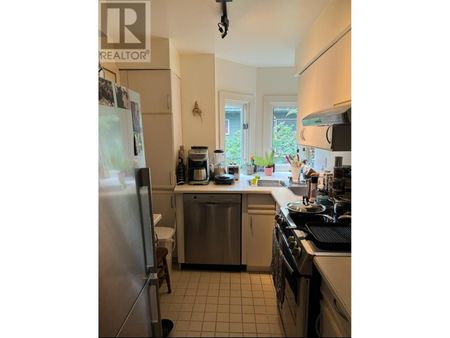 5 2017 W 15TH AVENUE, Vancouver, British Columbia - Photo 5