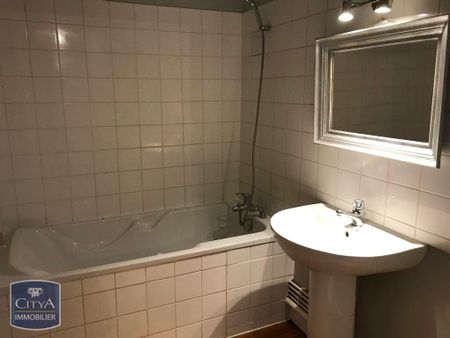 Location Appartement 2 pièces 54m² ST NAZAIRE 44600 - Photo 2