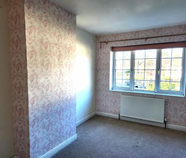 3 bedroom terraced house to rent - Photo 4