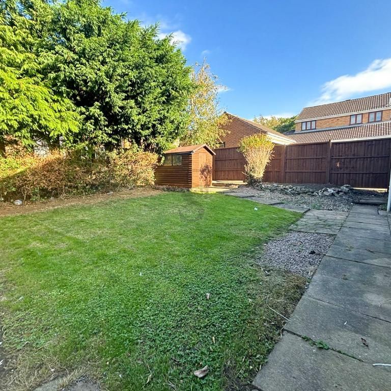 3 bedroom detached house to rent - Photo 1