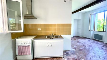 1 pièce - 29,85 m² - 2ème étage - Colocation non autorisée - Photo 3