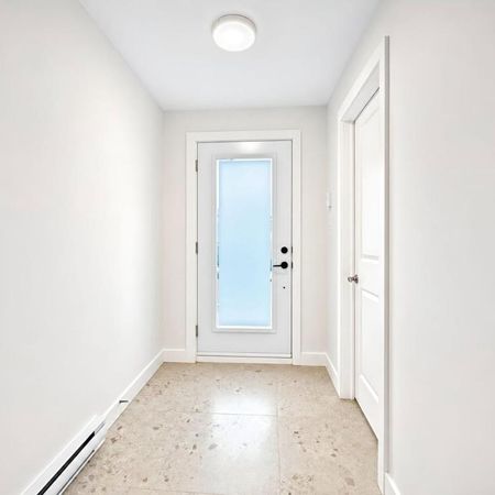 Appartement - Condominium à louer 4 1/2 #102 - Photo 4