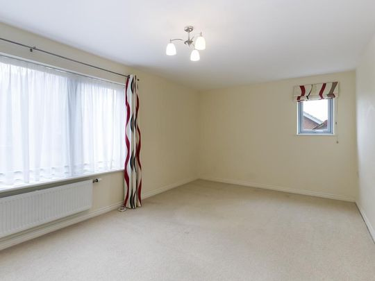5 bedroom detached house to rent - Photo 1