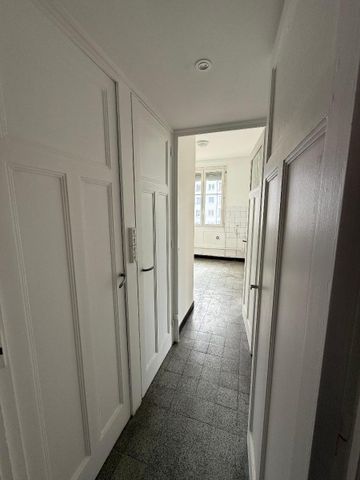 Location Appartement 1 pièce 35m² LYON 7ème - Photo 4
