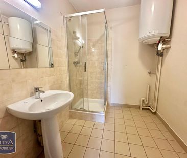 Location Appartement 1 pièce 30m² LYON 3ème - Photo 3