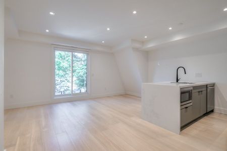 For Lease - 37 Boustead Avenue Unit# 3, Toronto, Ontario - Photo 5