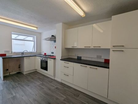 Little Crosby Road, L23 2TE - **Avail... - Photo 3