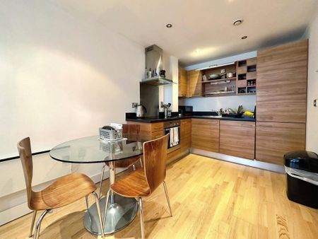 1 bedroom flat to rent - Photo 4