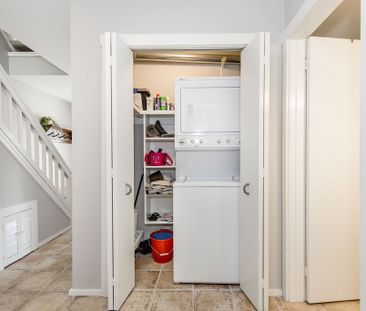 For Lease - 214 Escarpment Crescent, Collingwood, Ontario - Photo 5