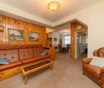 3 bedroom terraced house to rent - Photo 2