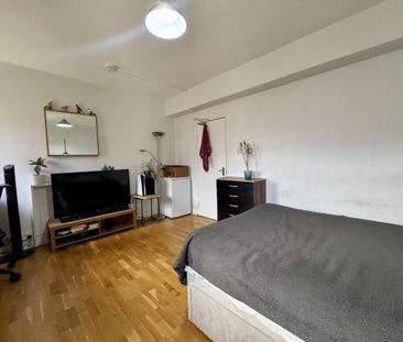 5 bedroom flat to rent - Photo 2