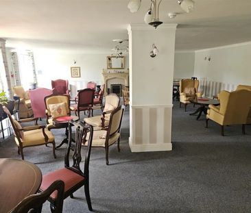 1 bed Apartment for Rent - Photo 1