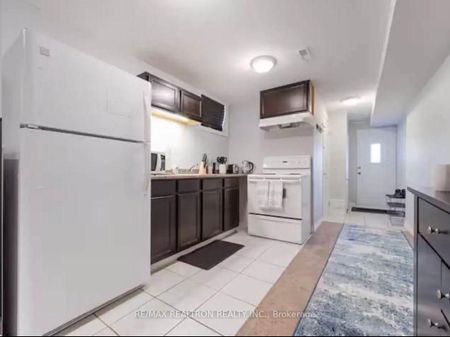 For Lease - 1188 Shadeland Drive Unit# Lower, Mississauga, Ontario - Photo 4