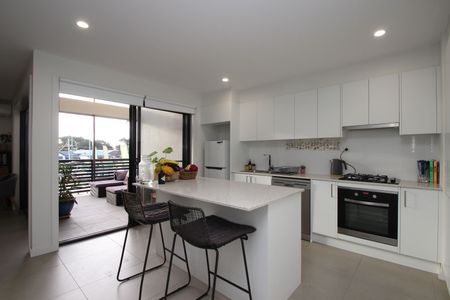 102/230 Maitland Road ISLINGTON NSW 2296 - Photo 2