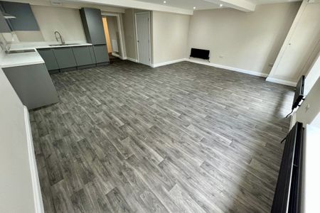 Old Market Street - Photo 5