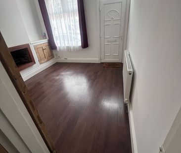 2 Bed Terraced House, Luther Street, LE3 - Photo 1