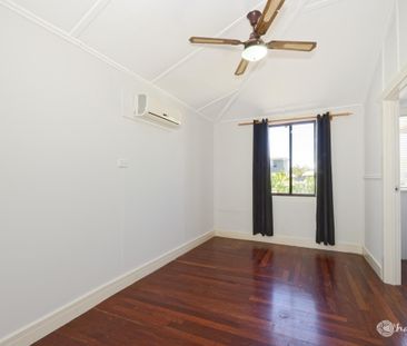9 MONTH LEASE ONLY !!!! 3 X 1 BEACH BUNGALOW IN ROCKINGHAM !!! - Photo 6