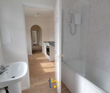 2 bedroom end of terrace house to rent - Photo 5