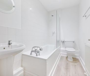 2 bedroom apartment - Photo 5