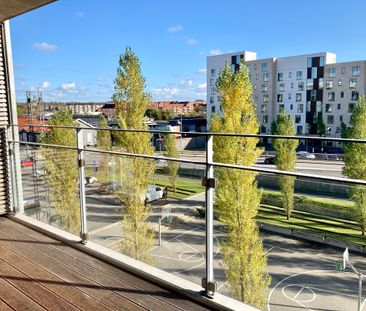 Lys og moderne lejlighed med altan i Aalborg - Photo 6