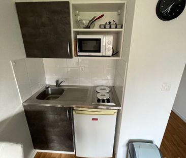 Location Appartement 1 pièce 19m² - Photo 3