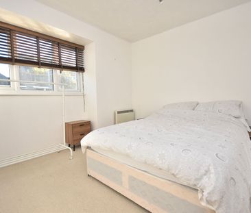 2 bedroom flat to rent, - Photo 1