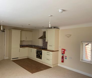 2 Bed Flat, Hammond Grange, LE2 - Photo 2