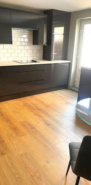 2 bedroom ground floor flat to rent - Photo 1