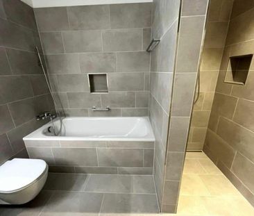 Erstvermietung! 3.5-Zimmer-Wohnung mit Terrasse direkt am Wasser in... - Photo 5