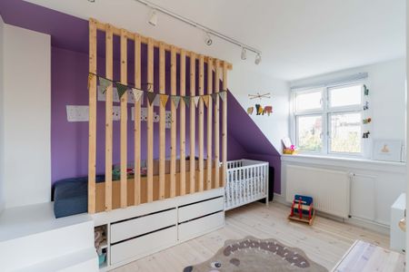 Moderne halvt dobbelthus med solrig have i hjertet af Valby - Foto 2