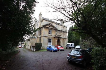 Hillstead House, Weston Park East, Bath, BA1 - Photo 4