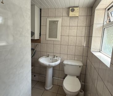 5 bedroom house share to rent - Photo 4