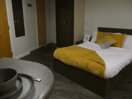 Studio Silver - Photo 5