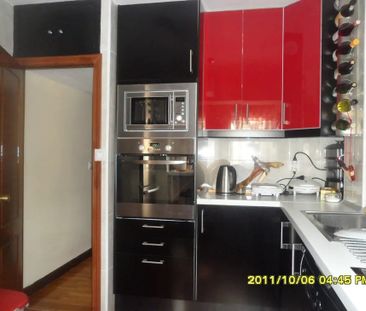 Calle del Pico de los Artilleros, Madrid, Community of Madrid 28030 - Photo 1