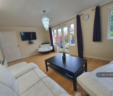 3 bedroom terraced house to rent - Photo 4