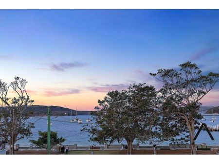 Balmoral beach unit boasts superb water views - Photo 5