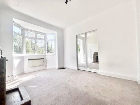 Popes Avenue, Twickenham, TW2 5TE - Photo 3