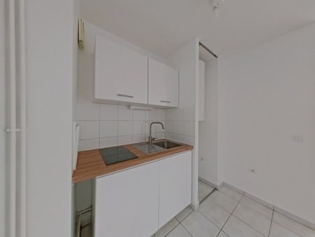 APPARTEMENT T2 A LOUER - PARIS 11EME ARRONDISSEMENT - 38.01 m - 1 240 € - Photo 5
