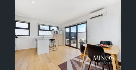 Living In Vogue! - Photo 3