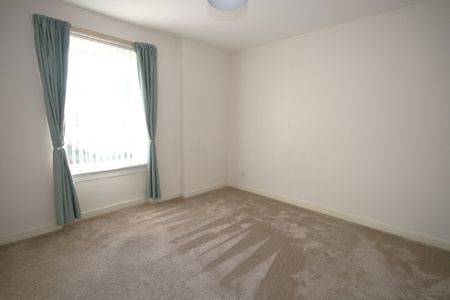 Torbreck Street, Bright 2 Bed Unfurnished Apartment, Craigton – Available 14/10/2024 - Photo 3