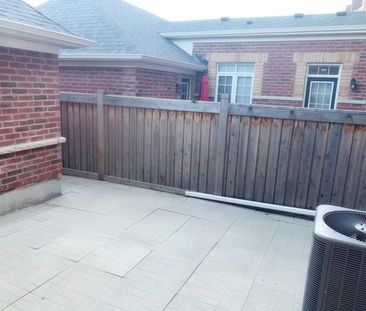 For Lease - 213 East's Corners Boulevard, Vaughan, Ontario - Photo 3