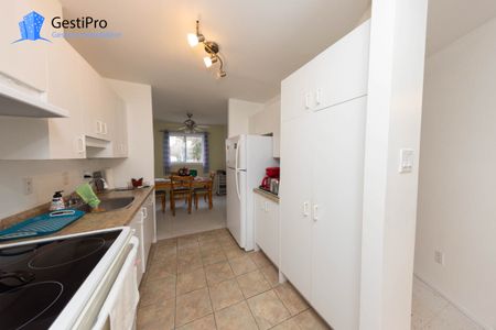 3640 Blain - Photo 4