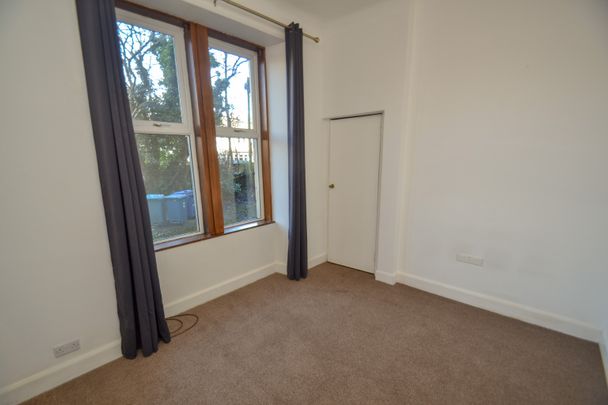 1 bed flat to rent in Waverley Gardens, Glasgow, G41 - Photo 1