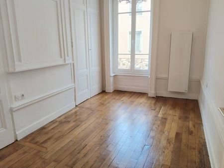 Appartement 2 pièces - 69002 Lyon 2e Arrondissement - Photo 2