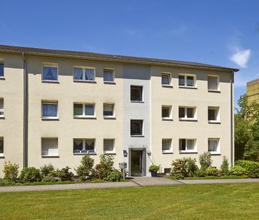 Ruhige 3 Zimmer Wohnung mit Balkon nahe Nachbarschaftshaus - Photo 1