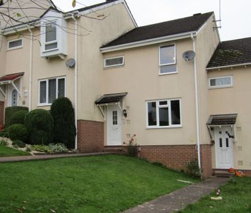 3 bed Terraced - To Let - Photo 1