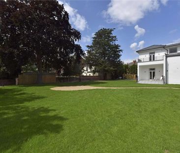 In a small development of 13 properties is this modern 1 bedroom ap... - Photo 5