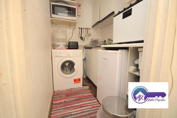 1 Bedroom Studio To Rent - Photo 1